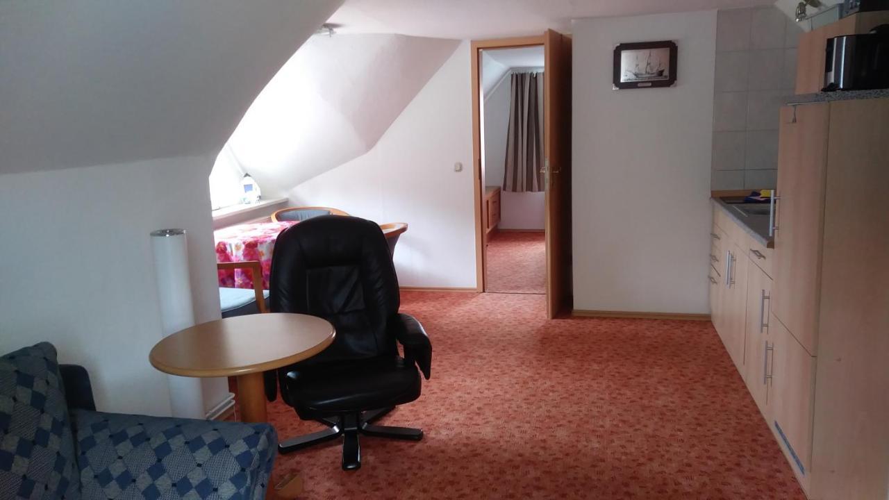 Urlaub Bei Hauenstein Born Exterior foto